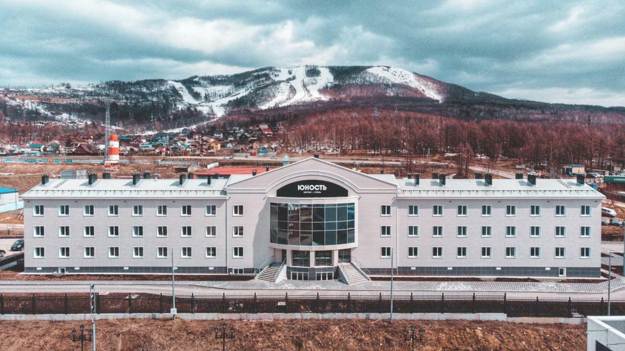 Отель Юность Yuzhno-Sakhalinsk Exterior foto